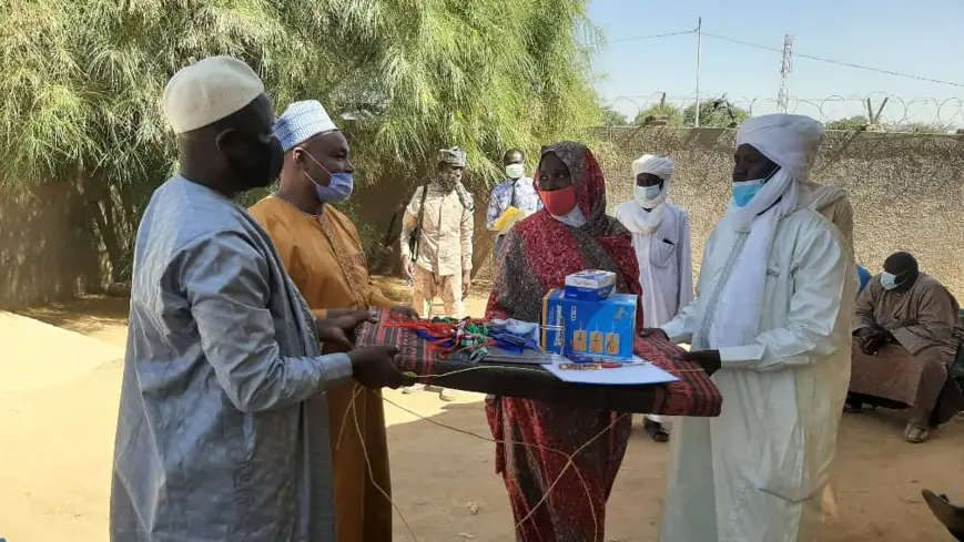 Tchad : L’UNICEF offre du matériel de travail aux comités de protection des enfants à Abéché