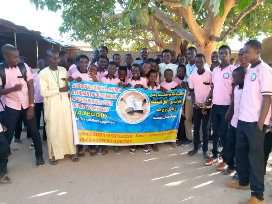 Tchad : des étudiants incitent les lycéens et collégiens d'Abéché à la lecture