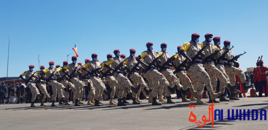 N'Djamena : défilé militaire à la Place de la nation pour la fête du 1er décembre N'Djamena : défilé militaire à la Place de la nation pour la fête du 1er décembre