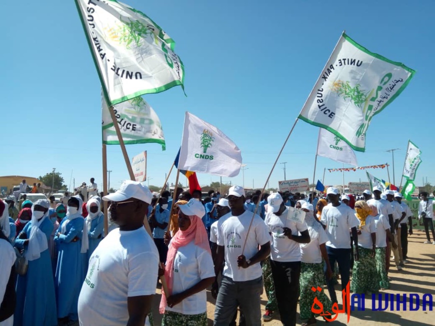 Tchad : cérémonie de prise d'armes à Abéché pour la fête du 1er décembre Tchad : cérémonie de prise d'armes à Abéché pour la fête du 1er décembre