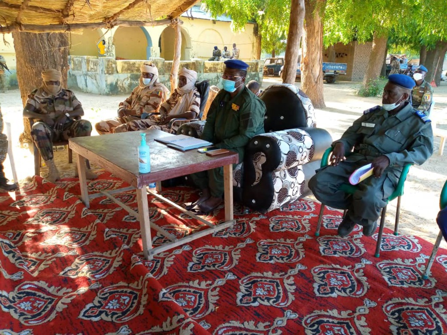 Tchad : le directeur général de la gendarmerie nationale en visite d'inspection à Am-Timan 