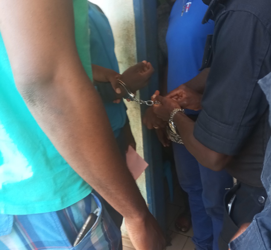 Cameroun : Six trafiquants d’ivoire arrêtés à Bertoua et Yokadouma Cameroun : Six trafiquants d’ivoire arrêtés à Bertoua et Yokadouma