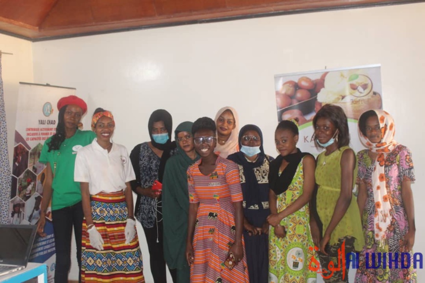 Tchad : Kari Dari incite les femmes à assumer fièrement leurs cheveux Tchad : Kari Dari incite les femmes à assumer fièrement leurs cheveux