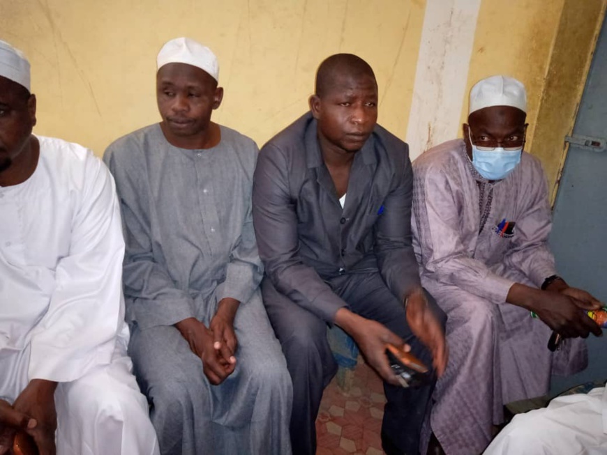 Tchad : à Abéché, les nouveaux responsables du 3e arrondissement et du marché central installés Tchad : à Abéché, les nouveaux responsables du 3e arrondissement et du marché central installés