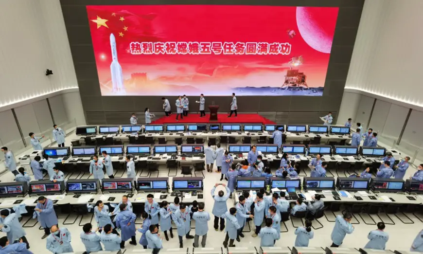 The photo taken on early Thursday morning shows Beijing Aerospace Control Center Photo: Our Space