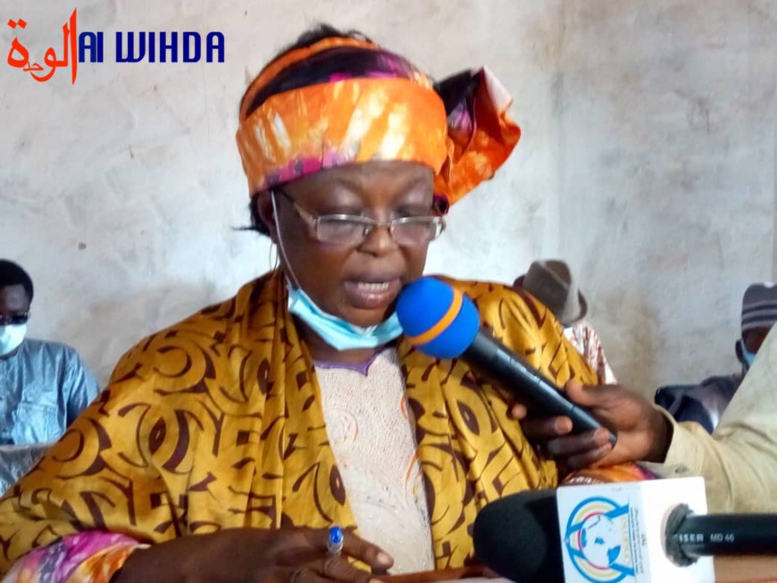 Tchad : Amina Kodjiana nommée gouverneure du Hadjer Lamis. © Golmem Ali/Alwihda Info Tchad : Amina Kodjiana nommée gouverneure du Hadjer Lamis. © Golmem Ali/Alwihda Info