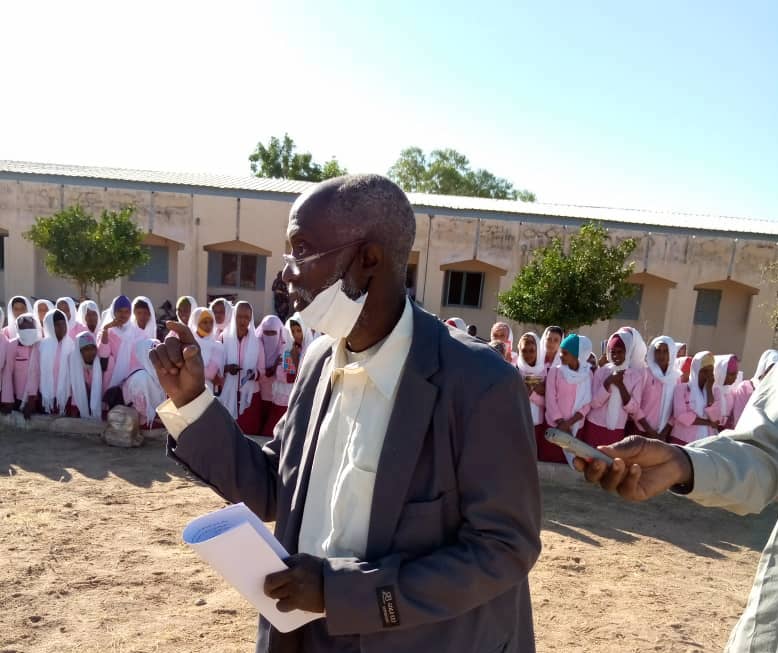 Tchad : des journalistes encouragent les élèves d'Abéché à l'écriture en milieu scolaire Tchad : des journalistes encouragent les élèves d'Abéché à l'écriture en milieu scolaire