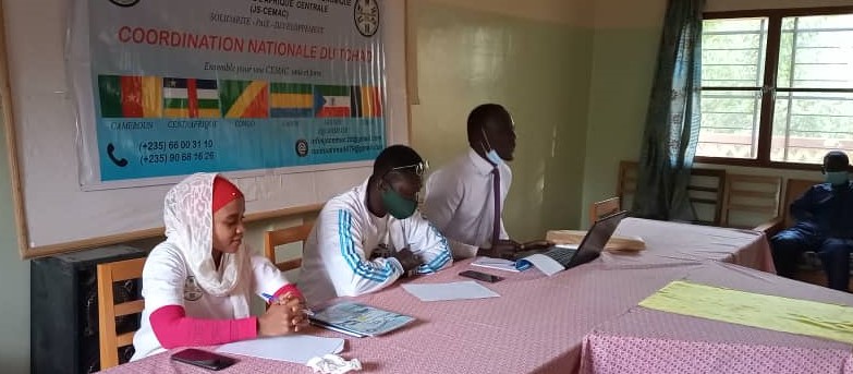 Tchad : L’Association Jeunesse Solidarité échange avec les jeunes sur l’impact des réseaux sociaux Tchad : L’Association Jeunesse Solidarité échange avec les jeunes sur l’impact des réseaux sociaux