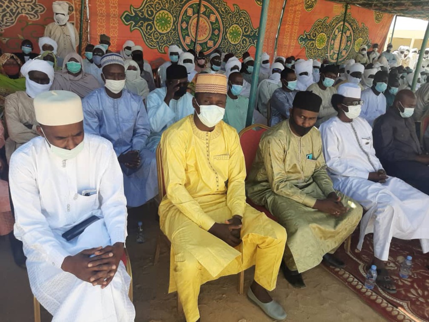 Tchad : deux élus consulaires de la CCIAMA au Ouaddaï installés par le gouverneur Tchad : deux élus consulaires de la CCIAMA au Ouaddaï installés par le gouverneur