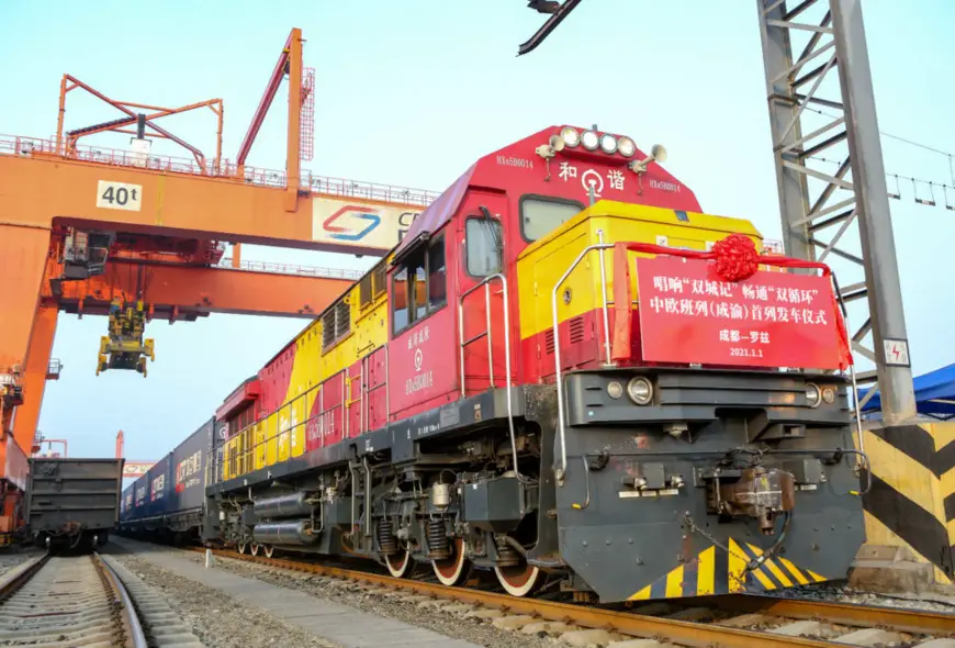 A China-Europe freight train pulls out of Chengdu, southwest China's Sichuan province, Jan. 1, 2021. Photo by Bai Guibin/People’s Daily Online