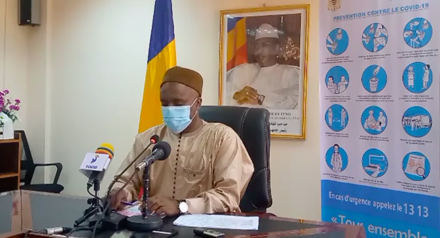 Dr. Abdoulaye Sabre Fadoul, ministre de la Santé publique et de la Solidarité nationale. Dr. Abdoulaye Sabre Fadoul, ministre de la Santé publique et de la Solidarité nationale.