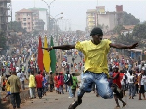 Des manifestants en Guinée. Crédits photos : Sources Des manifestants en Guinée. Crédits photos : Sources