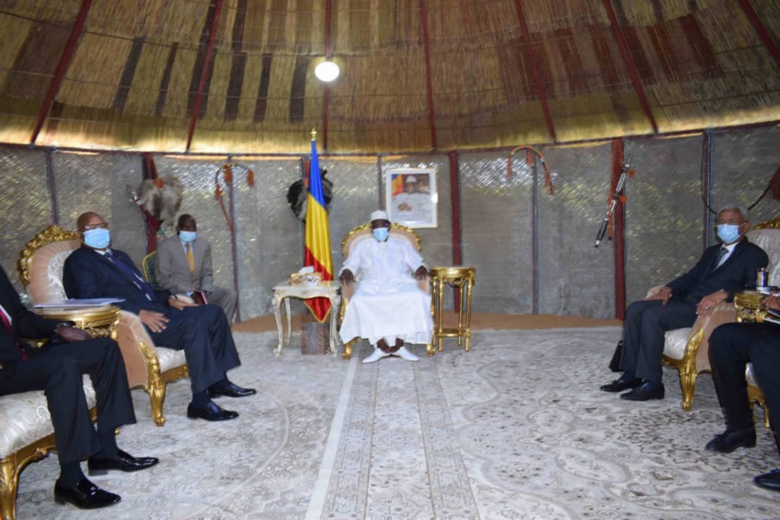 مشير تشاد يبحث مع عضو مجلس السيادة السوداني التعاون السياسي والأمني © PR مشير تشاد يبحث مع عضو مجلس السيادة السوداني التعاون السياسي والأمني © PR