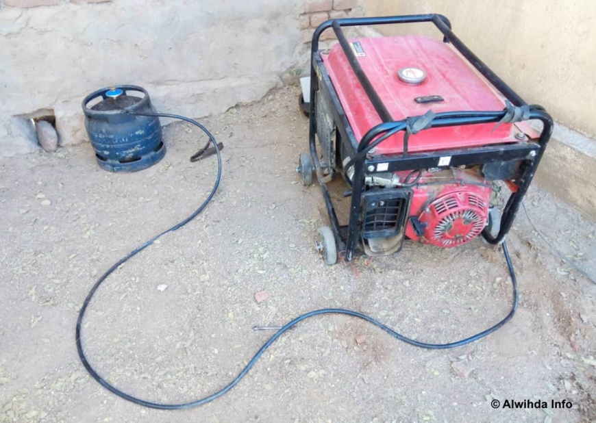 Un groupe électrogène fonctionnant au gaz butane à l'Est du Tchad. © Abba Issa/Alwihda Info Un groupe électrogène fonctionnant au gaz butane à l'Est du Tchad. © Abba Issa/Alwihda Info