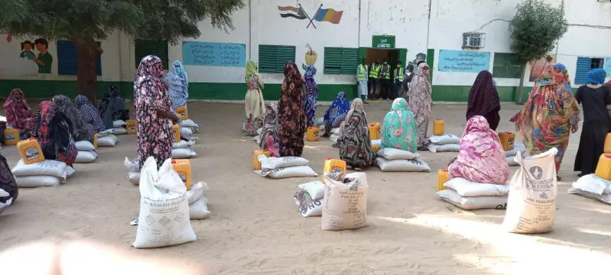 Confinement de N'Djamena : des kits alimentaires distribués dans le 4e arrondissement