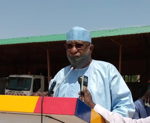 Tchad-Soudan : le gouverneur du Ouaddaï réagit aux propos du gouverneur du Darfour Ouest Tchad-Soudan : le gouverneur du Ouaddaï réagit aux propos du gouverneur du Darfour Ouest