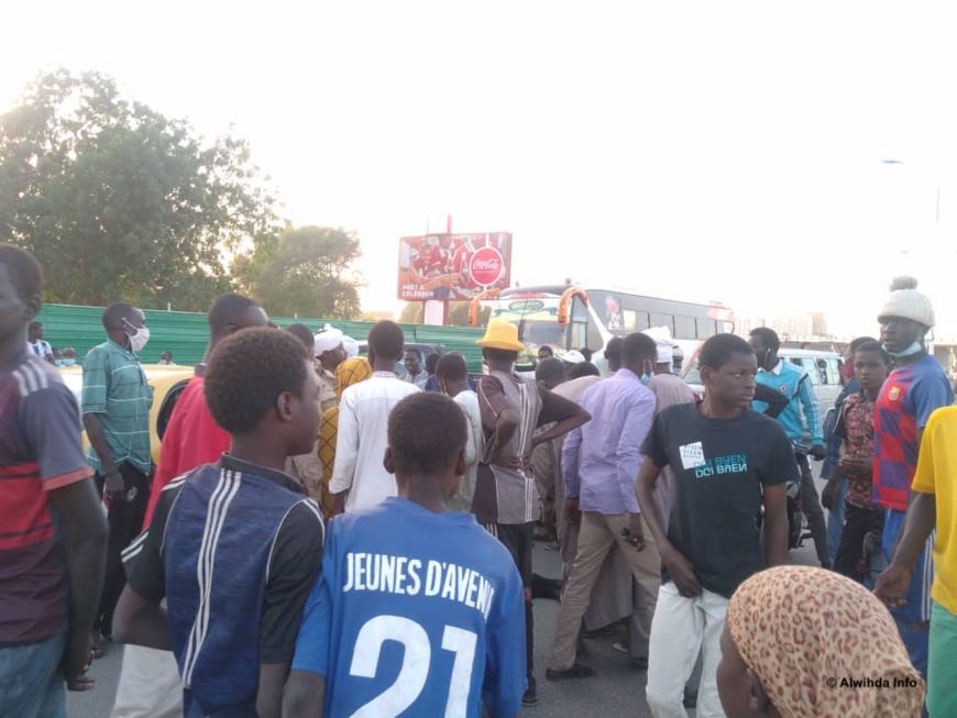 N'Djamena : un motocycliste percute une femme et lui casse la jambe N'Djamena : un motocycliste percute une femme et lui casse la jambe