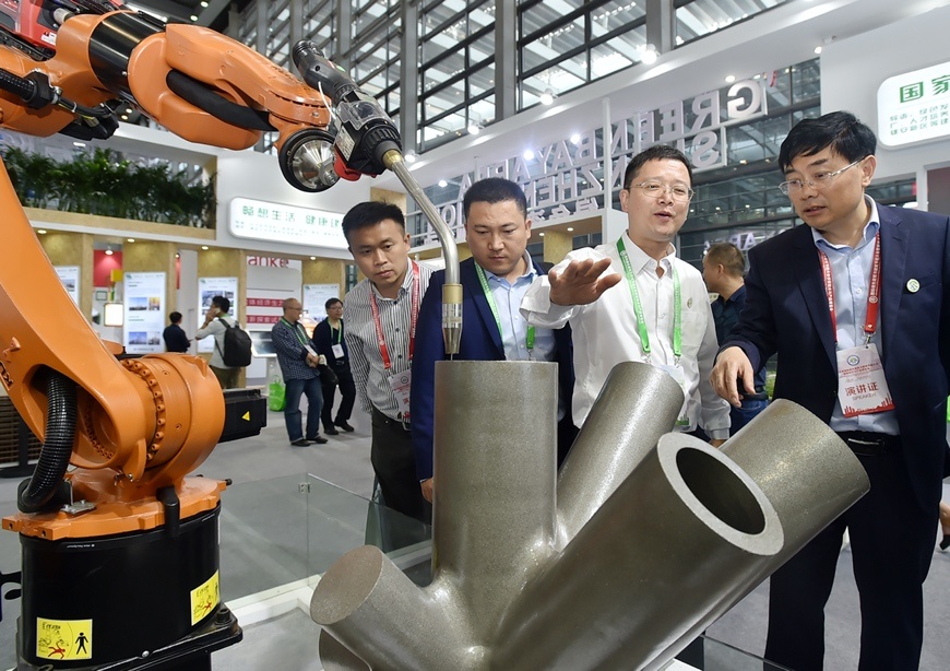 Green construction boosts low-carbon cities Green construction boosts low-carbon cities