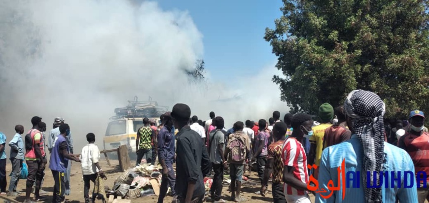 N'Djamena : incendie au quartier Dembé, d'importants dégâts signalés N'Djamena : incendie au quartier Dembé, d'importants dégâts signalés