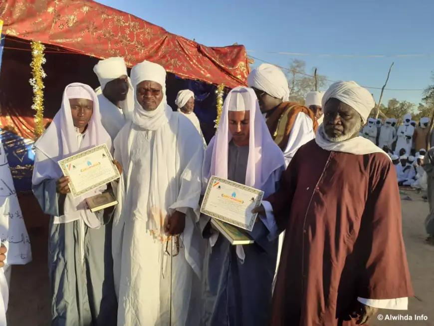 Tchad : 18 jeunes mémorisateurs du Saint Coran reçoivent leur parchemin au Sila