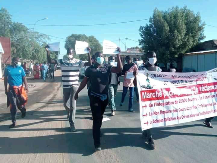 N'Djamena : la police disperse la marche du CAMOJET N'Djamena : la police disperse la marche du CAMOJET