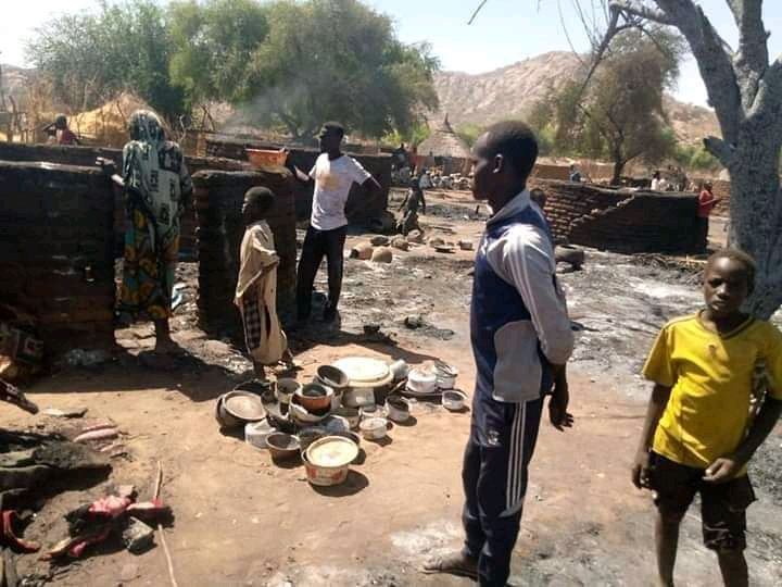 Tchad : un incendie fait des ravages à Saraf Abousba, près de Mangalmé Tchad : un incendie fait des ravages à Saraf Abousba, près de Mangalmé