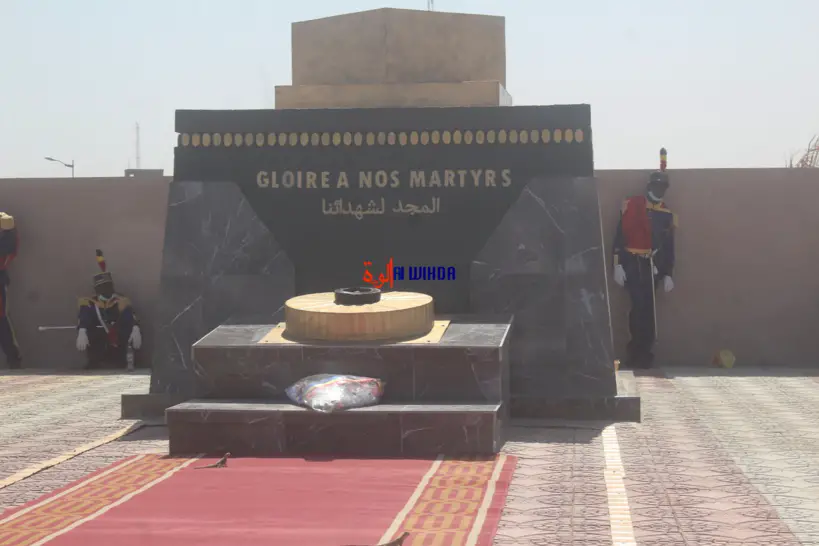N'Djamena : les dirigeants du G5 Sahel rendent hommage aux martyrs