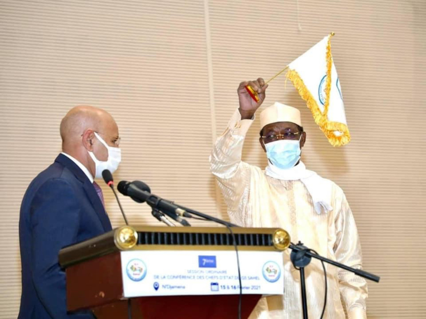 Le chef de l'État Idriss Deby, le 15 février 2021 à N'Djamena lors du sommet du G5 Sahel. © PR Le chef de l'État Idriss Deby, le 15 février 2021 à N'Djamena lors du sommet du G5 Sahel. © PR
