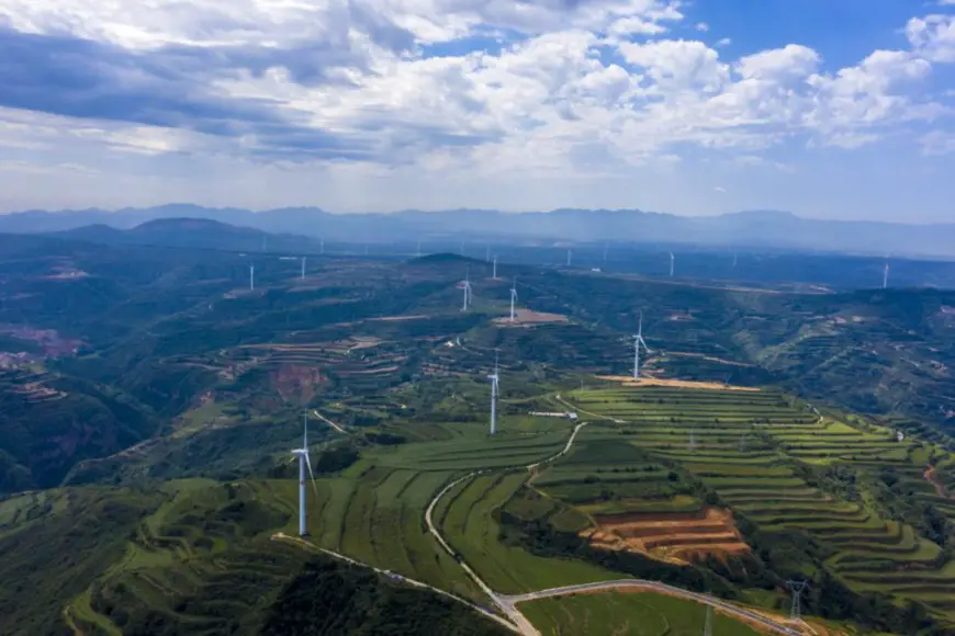 Photo taken on Aug. 26, 2020 shows Huanghe wind power plant in Gaomiao township, Hubin district, Sanmenxia, central China's Henan province. (Photo by Sun Meng/People’s Daily Online)