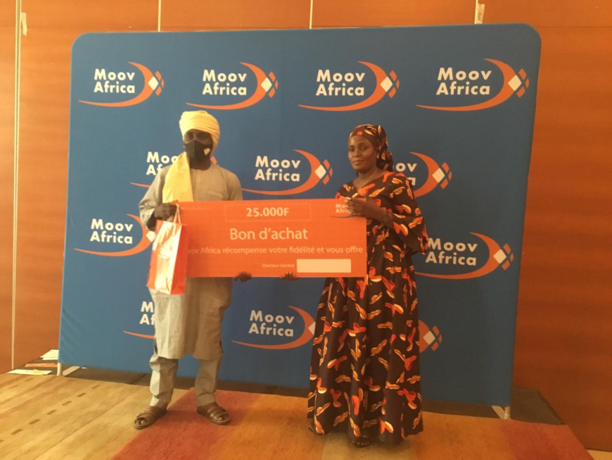 Remise de cadeaux aux anciens clients : Moov Africa récompense sa fidèle clientèle