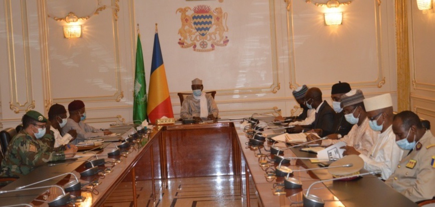 N'Djamena : Réunion de prise de contact entre le président du G5 Sahel et le staff N'Djamena : Réunion de prise de contact entre le président du G5 Sahel et le staff