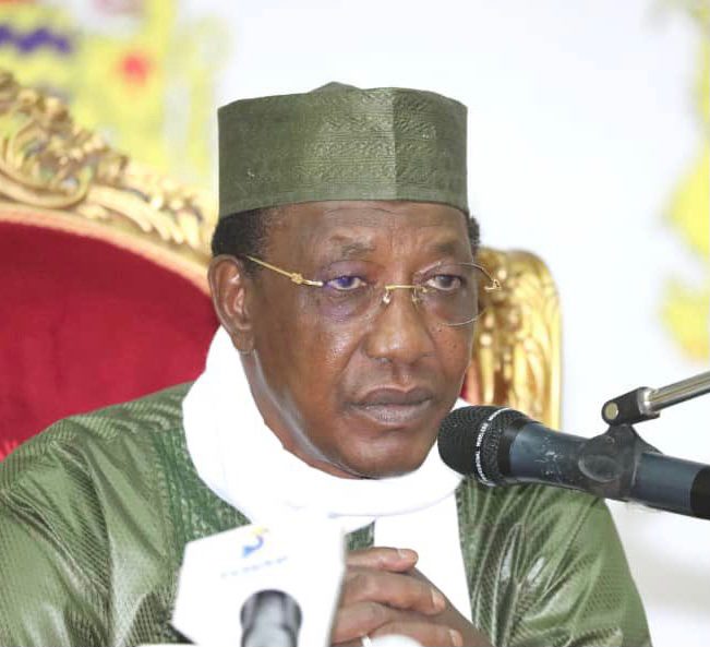 N'Djamena : "je ne veux plus voir les forces de l'ordre sur les ronds-points" (Idriss Deby) N'Djamena : "je ne veux plus voir les forces de l'ordre sur les ronds-points" (Idriss Deby)
