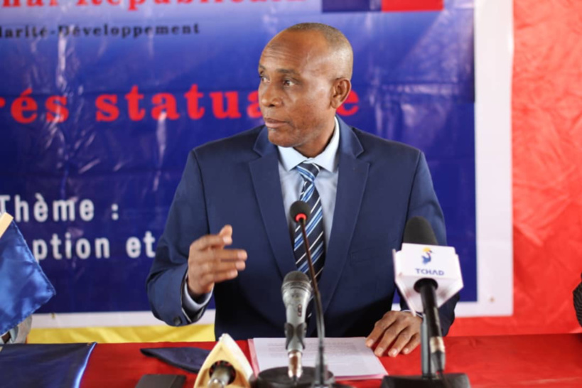 Présidentielle au Tchad : Mahamat Adoum investi candidat du PNR Présidentielle au Tchad : Mahamat Adoum investi candidat du PNR