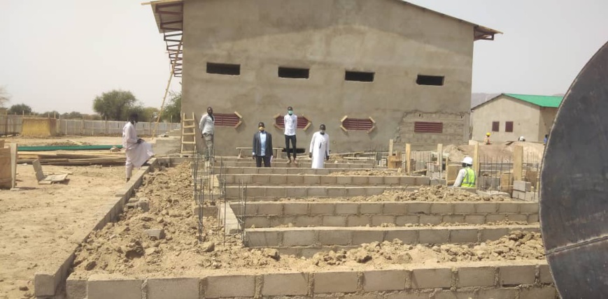 Tchad : Au Guera, des jeunes inspectent les chantiers annoncés par le président de la République Tchad : Au Guera, des jeunes inspectent les chantiers annoncés par le président de la République