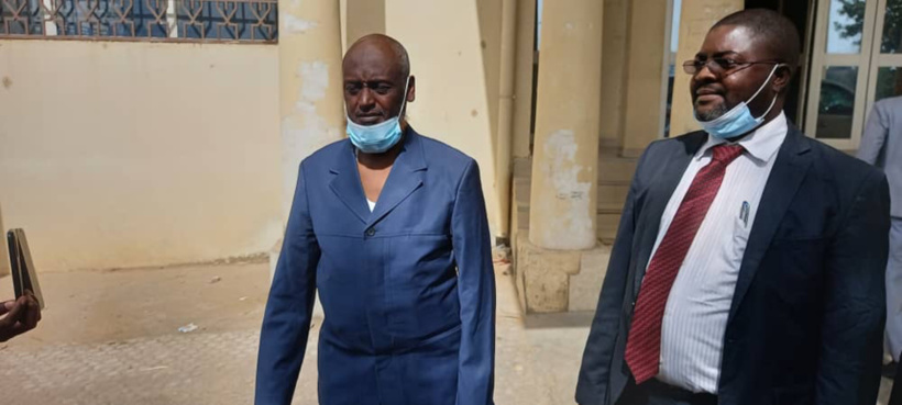 Tchad : Yaya Dillo Djerou dépose sa candidature pour la présidentielle Tchad : Yaya Dillo Djerou dépose sa candidature pour la présidentielle