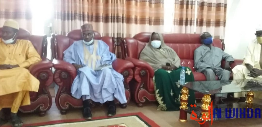 Tchad : le nouveau gouverneur du Batha prend contact avec l'administration Tchad : le nouveau gouverneur du Batha prend contact avec l'administration