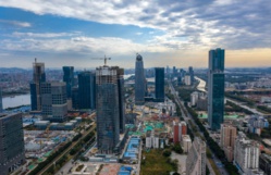 Photo taken on Jan. 9 shows Pazhou high-tech development zone in Guangzhou, capital of south China's Guangdong Province. (Photo by Wang Meiyan/People's Daily Online)