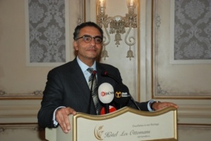 Le président et directeur-général de la Société pour l'attribution des noms de domaine et des numéros sur Internet (ICANN), Fadi Chehadé