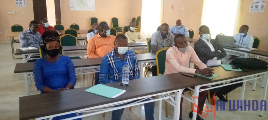 Tchad : des jeunes récompensés pour le concours de logo du projet RePER Tchad : des jeunes récompensés pour le concours de logo du projet RePER