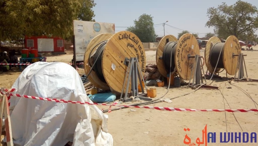 Tchad : Bientôt la fin du calvaire en eau et électricité à Abéché ? Tchad : Bientôt la fin du calvaire en eau et électricité à Abéché ?