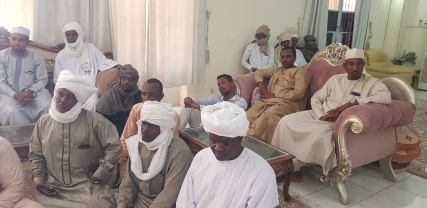 Tchad : arrivée à Abéché de la délégation du MPS chargée des nomades pour la campagne Tchad : arrivée à Abéché de la délégation du MPS chargée des nomades pour la campagne