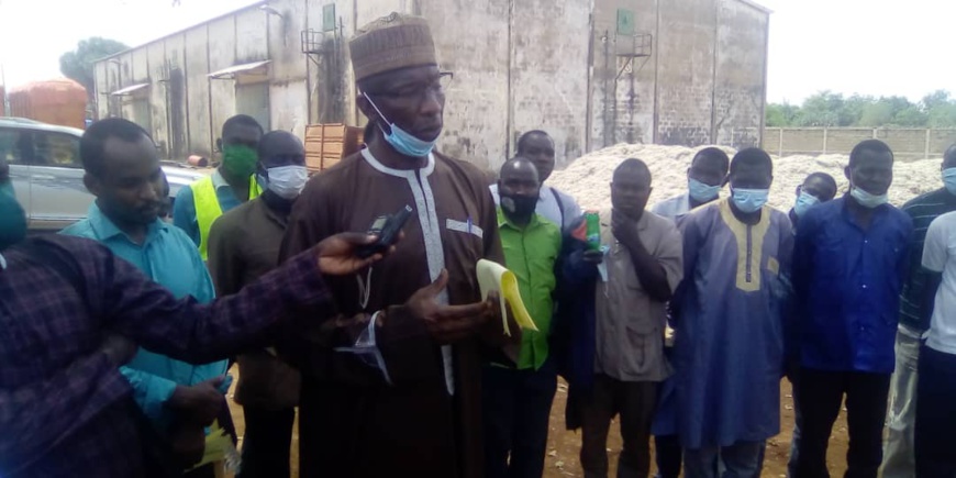 La Coton Tchad offre des charrues aux coton-culteurs du Mayo Kebbi Ouest La Coton Tchad offre des charrues aux coton-culteurs du Mayo Kebbi Ouest