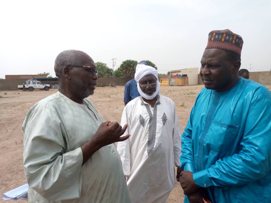 Tchad : réception de 40.000 litres de carburant à la centrale électrique de Laï Tchad : réception de 40.000 litres de carburant à la centrale électrique de Laï