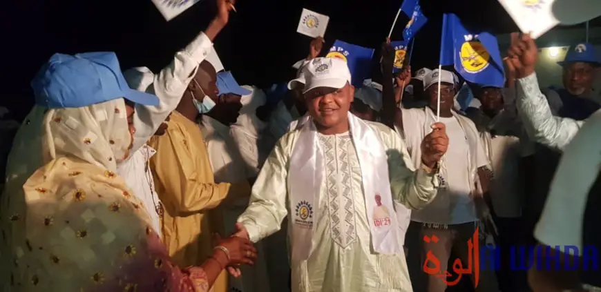 Élections au Tchad : une délégation du bureau "Les démocrates" en campagne au Ouaddaï