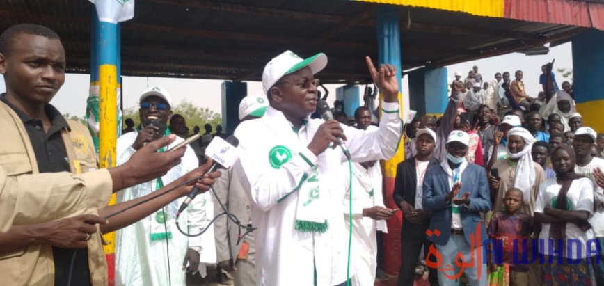 Tchad : "J'ai entendu les jeunes, femmes qui veulent le changement", Pahimi Padacké Tchad : "J'ai entendu les jeunes, femmes qui veulent le changement", Pahimi Padacké