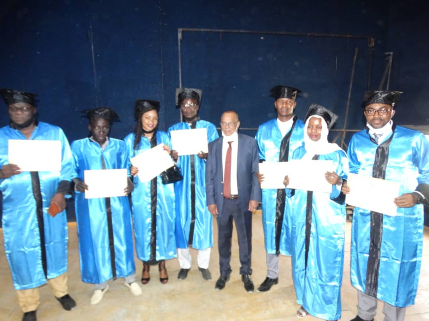 Tchad : remise des parchemins à 53 lauréats de Master de l'UAMI Tchad : remise des parchemins à 53 lauréats de Master de l'UAMI