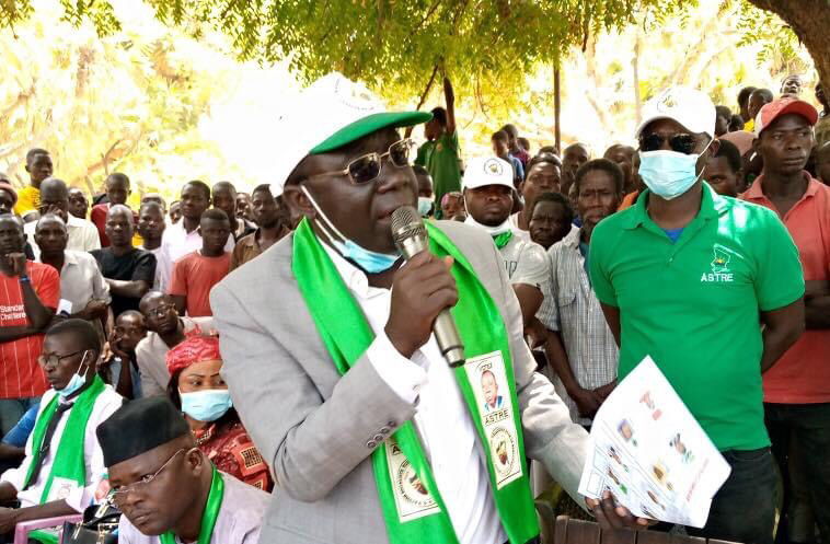 Tchad : "il n’y a que moi seul qui n’a pas mangé dans la tasse avec Deby", Alladoum Djarma Tchad : "il n’y a que moi seul qui n’a pas mangé dans la tasse avec Deby", Alladoum Djarma