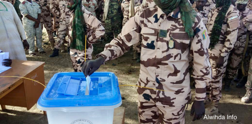 Tchad : le vote des militaires a débuté Tchad : le vote des militaires a débuté