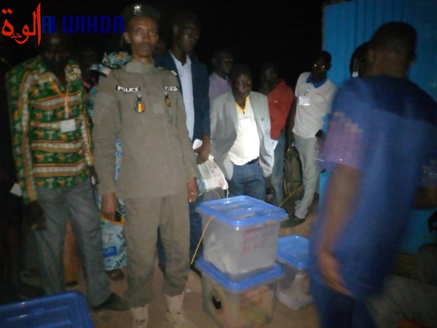 Tchad : les urnes confisquées ont été restituées à Laï suite à l'intervention de la police Tchad : les urnes confisquées ont été restituées à Laï suite à l'intervention de la police