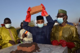Tchad : Pose de la pierre de construction d’un château d’eau à Mongo